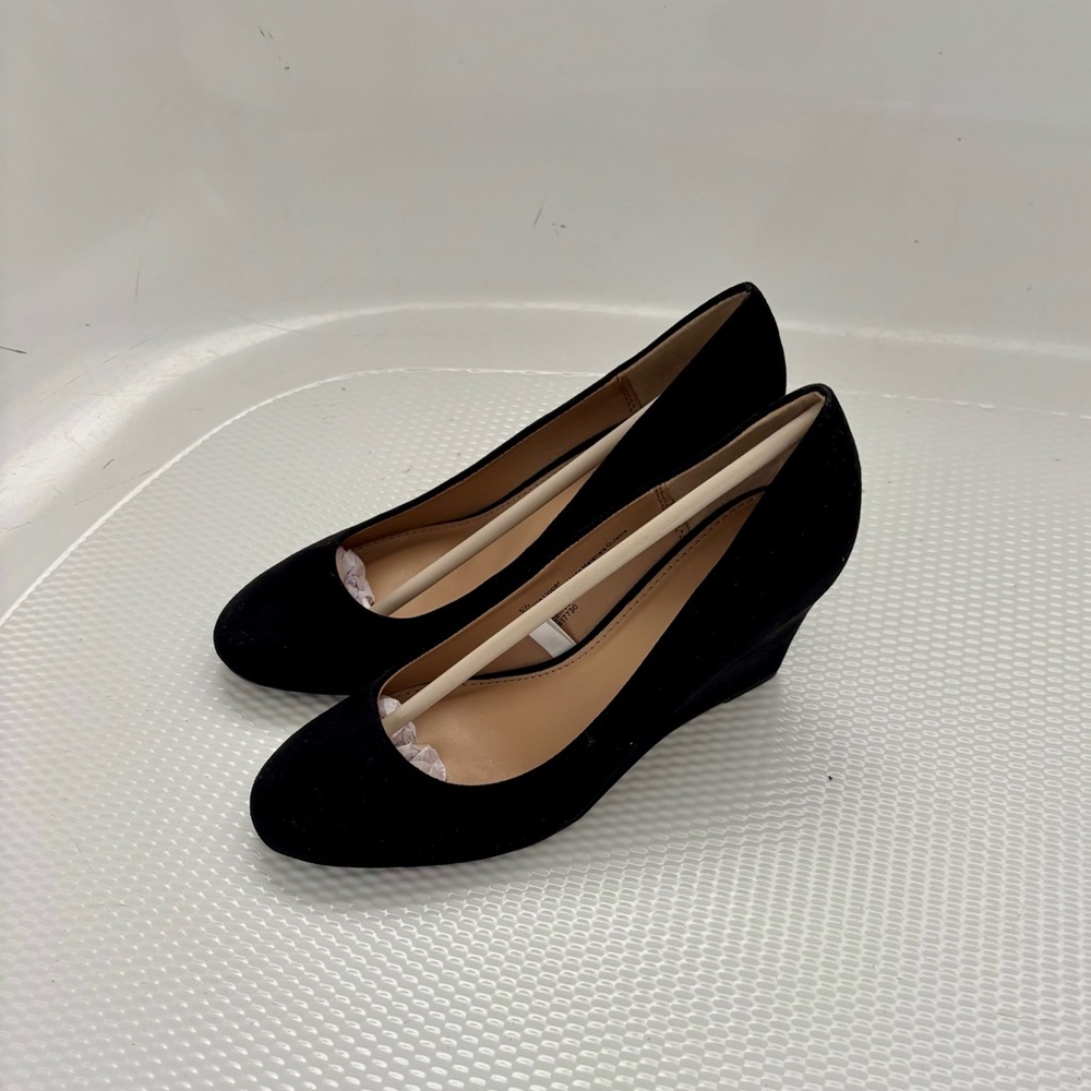 a new day Black Wedge Shoes Minimalist Design